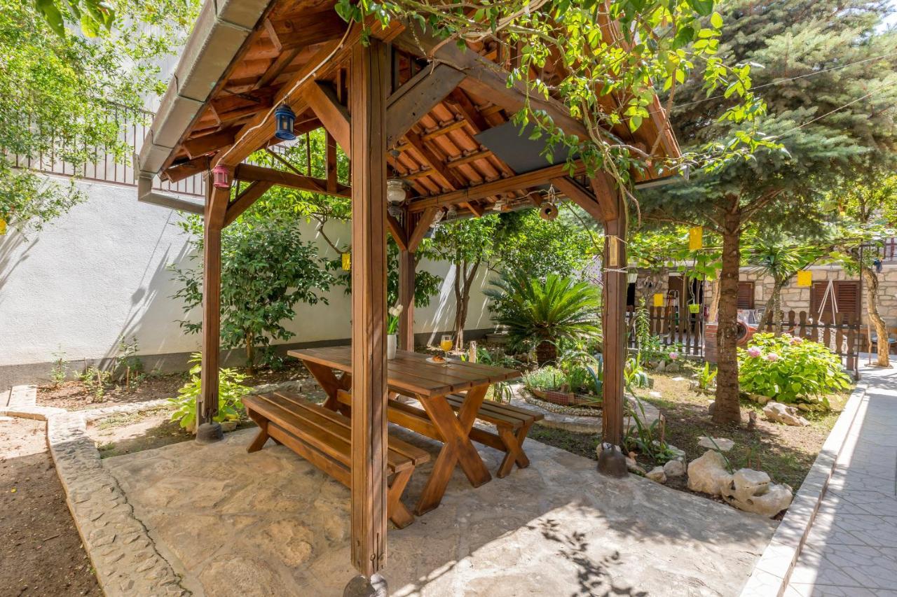 Paradise Garden Appartement